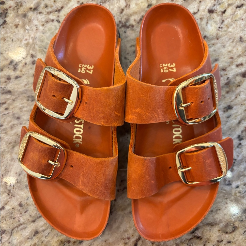 Birkenstock Burnt Orange Sandals Arizona Big Buckle size 37